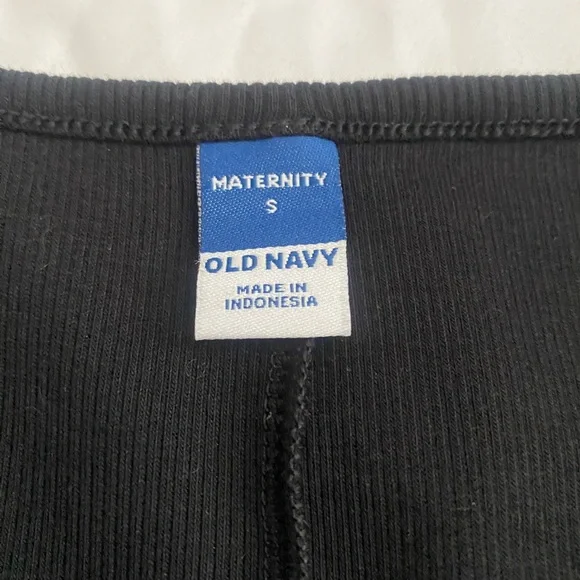 Old Navy Black Maternity Top - Picture 3 of 3